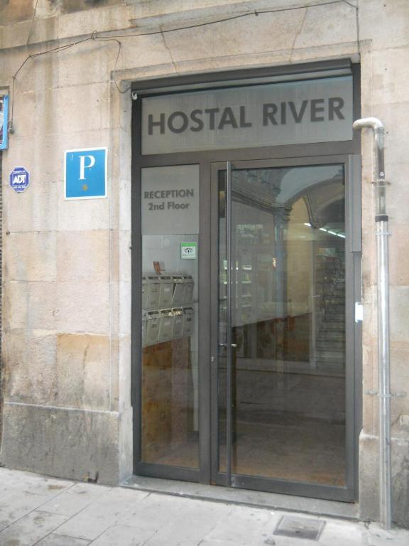 Hostal River Βαρκελώνη Εξωτερικό φωτογραφία